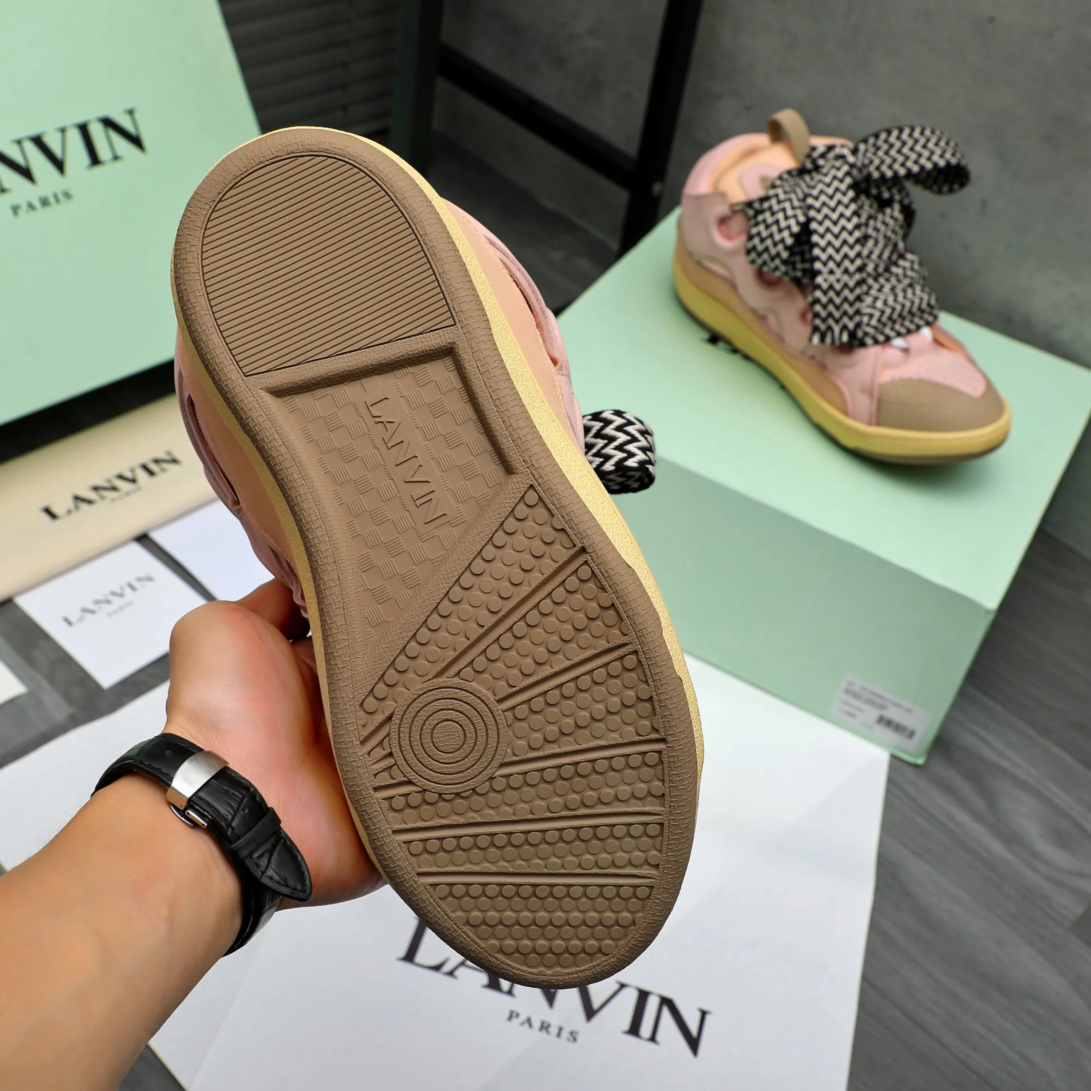 Men's shoes 💰740 [Lanvin] Lanvin high-end quality original couple's casual shoes - Upper: imported cowhide leather splicing breathable mesh - Inner lining: Lycra elastic lining - Outsole: original rubber outsole - Super high quality control·Fine workmanship: highlighted (high-end·luxury·grade) -Size: 36-45 (45 can be customized)